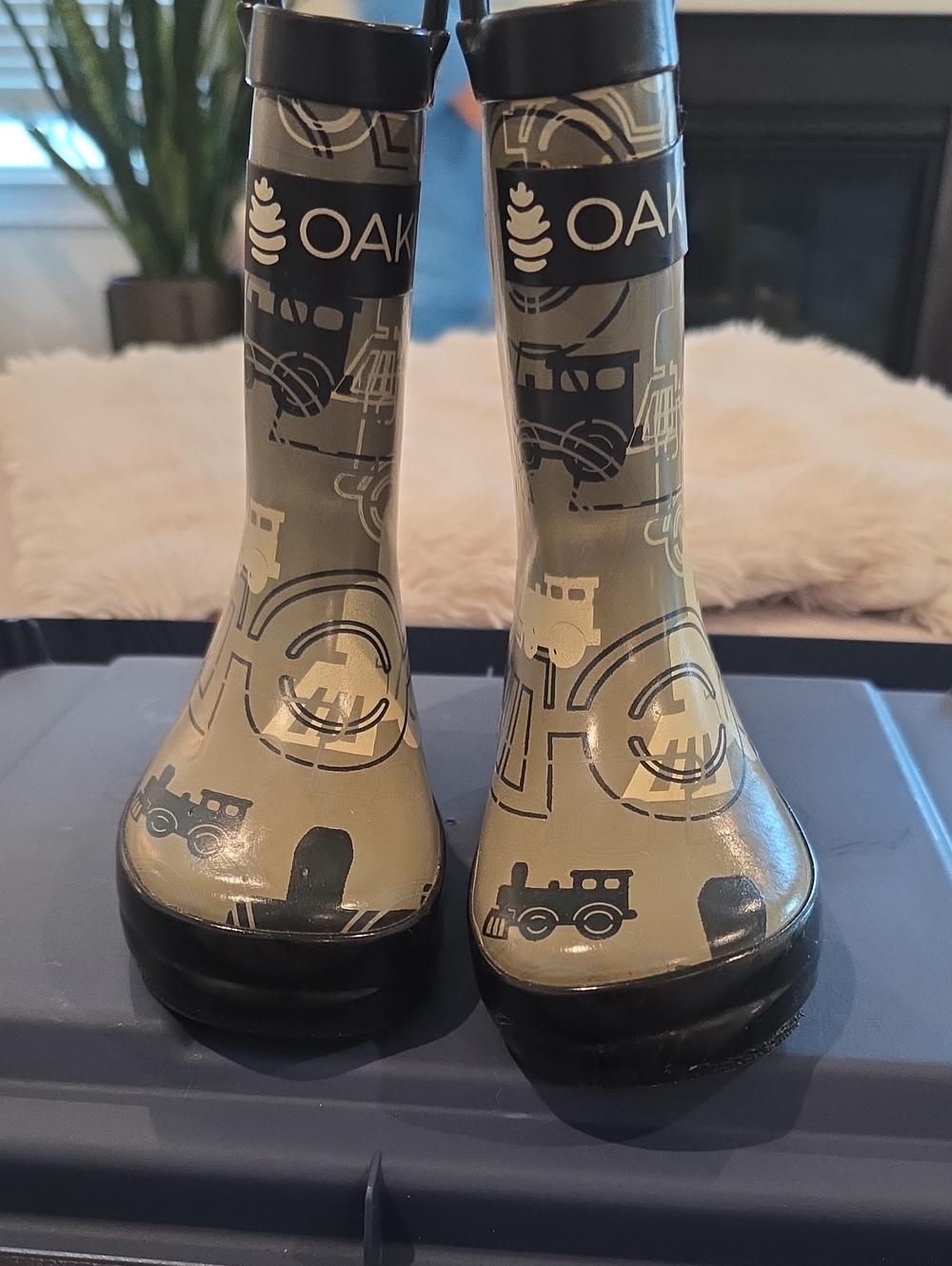 OAK Kids Olive Green Train-Print Rain Boots with Black Trim